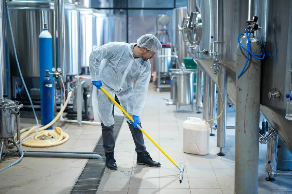 Industrial & Commercial Cleaning